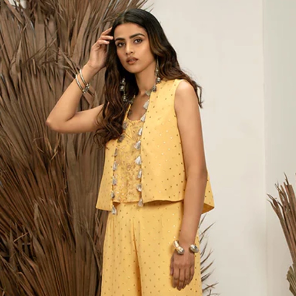 Sleeveless Yellow Embellished Women's Top